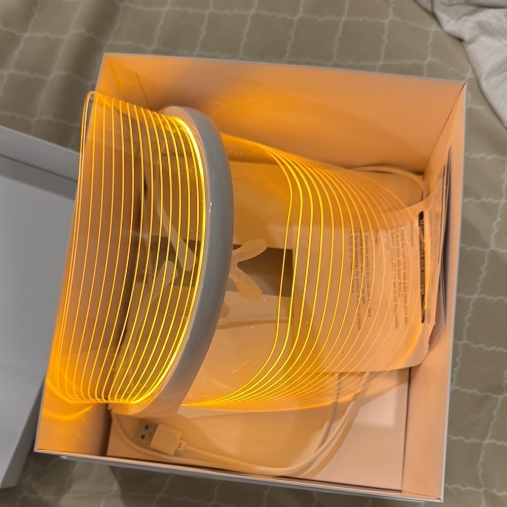 3 Color LED Mask​​​ - Picture 5 of 5